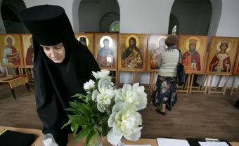 Сегодня в Свято-Архангело-Михайловском женском монастыре состоялся первый выпуск иконописцев (фото)