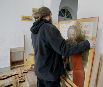 Сегодня в Свято-Архангело-Михайловском женском монастыре состоялся первый выпуск иконописцев (фото)