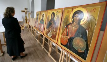 Сегодня в Свято-Архангело-Михайловском женском монастыре состоялся первый выпуск иконописцев (фото)