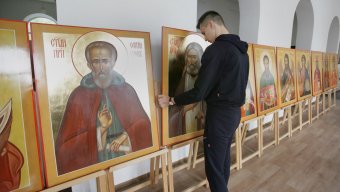 Сегодня в Свято-Архангело-Михайловском женском монастыре состоялся первый выпуск иконописцев (фото)