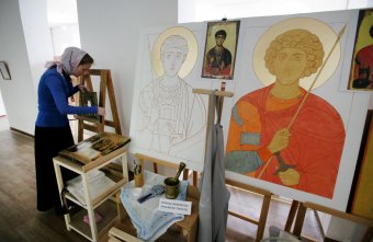 Сегодня в Свято-Архангело-Михайловском женском монастыре состоялся первый выпуск иконописцев (фото)