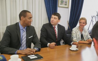 Руководитель проекта USAID «Справедливое правосудие» Дэвид Вон посетил Киевский райсуд Одессы (фото)