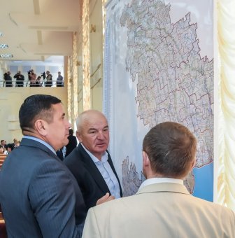 Вчерашнюю сессию облсовета уже назвали самой эмоциональной, чтобы не сказать - скандальной (фото)