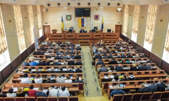 Вчерашнюю сессию облсовета уже назвали самой эмоциональной, чтобы не сказать - скандальной (фото)