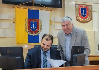 Вчерашнюю сессию облсовета уже назвали самой эмоциональной, чтобы не сказать - скандальной (фото)