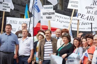 Жители Бессарабии уже не просят, а требуют провести капитальный ремонт трассы Одесса-Рени