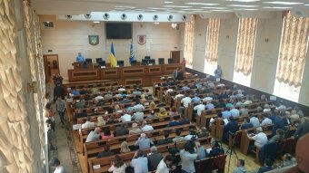 С часовым опозданием началось представление Михаила Саакашвили