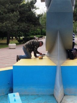 В Одессе после ремонта включили фонтан-памятник Стефану Джевецкому
