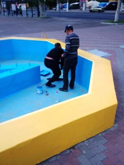 В Одессе после ремонта включили фонтан-памятник Стефану Джевецкому