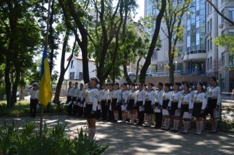 Эстафету Почетной Вахты Памяти приняли школьники Приморского района (фото)