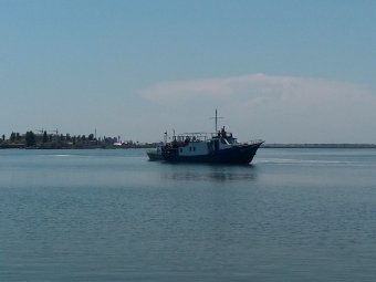 Одесские пограничники спасли 25 отдыхающих (фото)
