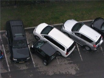 Домкрат и гаечный ключ – главные инструменты одесского автовора