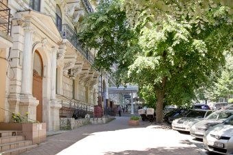 На Дерибасовской