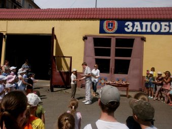 Ильичевские спасатели провели конкурс детского прикладного творчества «Мир безопасности» (фото)