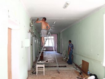Начат ремонт отделения детской поликлиники на Пересыпи (фото)