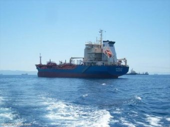 SOS: Украинский моряк заблокировал рулевую рубку танкера в порту Йемена, чтобы привлечь внимание к судьбе экипажа