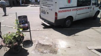 Одесские власти отчитываются о демонтаже незаконно установленных торговых ларьков (фото)