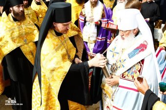 Митрополит Агафангел совершил закладку храма в честь блаженной старицы Матроны (фото)