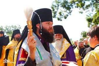 Митрополит Агафангел совершил закладку храма в честь блаженной старицы Матроны (фото)