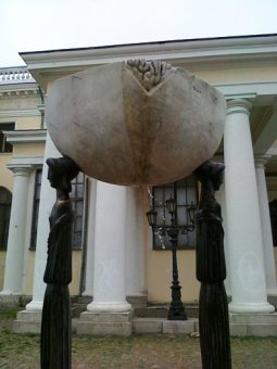 Одесский колодец-фонтан «Источник» снова работает (фото)