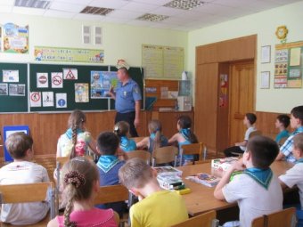 Одесские школьники осваивали правила поведения в чрезвычайных ситуациях (фото)