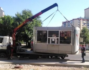 Управление торговли отчитывается о демонтаже незаконно установленных ларьков на улицах Одессы (фото)