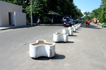Приняты меры по снижению скопления транспорта на побережье Ланжерона