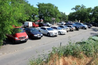 Приняты меры по снижению скопления транспорта на побережье Ланжерона