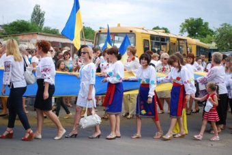 Торжественные мероприятия в Коминтерновском районе, посвященные празднованию Дня Конституции Украины (фото) 