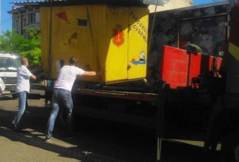 Одесские власти отчитываются о демонтаже незаконно установленных торговых ларьков (фото)