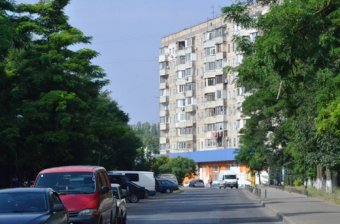 Первый вице-мэр Одессы обследовал Суворовский район. Кому-то очень не повезло… (фото)