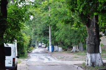 Первый вице-мэр Одессы обследовал Суворовский район. Кому-то очень не повезло… (фото)