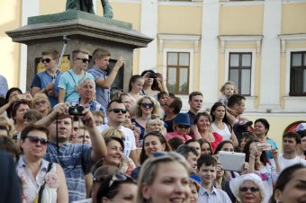 Геннадий Труханов открыл фестиваль фестивалей "Хочу в Одессу" (фото)