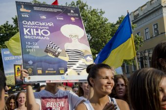 По Приморскому бульвару прошел парад фестивалей (фото)