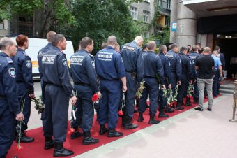 Одесские милиционеры простились с погибшим товарищем (фото)