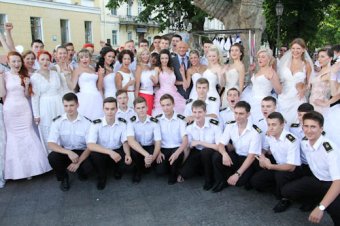 Фестивалим!