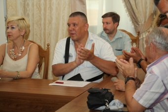 Одесские власти занялись недостроем «Золотой берег»