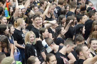 На Ланжероне прошла традиционная водная битва (фото)