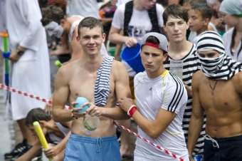На Ланжероне прошла традиционная водная битва (фото)