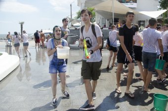 На Ланжероне прошла традиционная водная битва (фото)