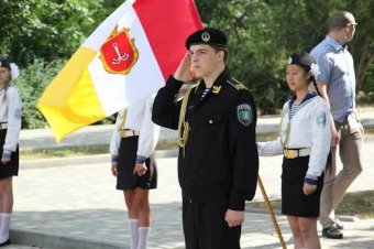 На Аллее Славы состоялась торжественная церемония передачи Почетной Вахты Памяти (фото)