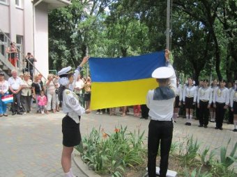 На Аллее Славы состоялась торжественная церемония передачи Почетной Вахты Памяти (фото)