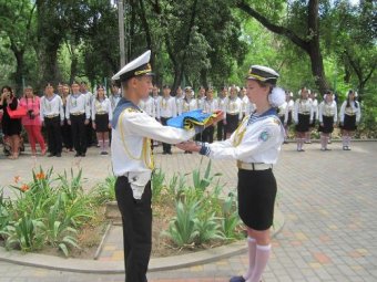На Аллее Славы состоялась торжественная церемония передачи Почетной Вахты Памяти (фото)