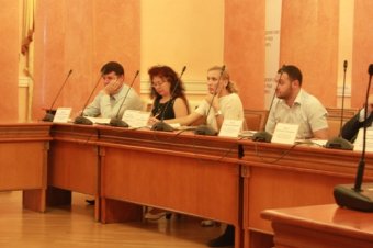 Одесская мэрия держит на контроле вопрос своевременной выплаты зарплат на предприятиях