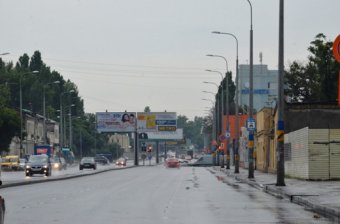 Последствия затяжного дождя ликвидируют коммунальные службы Одессы (фото)