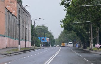 Последствия затяжного дождя ликвидируют коммунальные службы Одессы (фото)