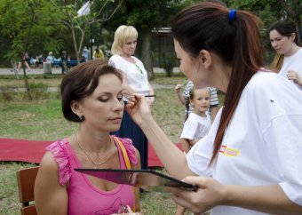 В Суворовском районе прошел большой семейный праздник "Лето по-одесски"