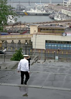 В Одессе торжественно отмечают день ВМС Украины (фото)