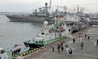 В Одессе торжественно отмечают день ВМС Украины (фото)
