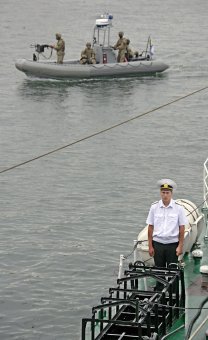 В Одессе торжественно отмечают день ВМС Украины (фото)